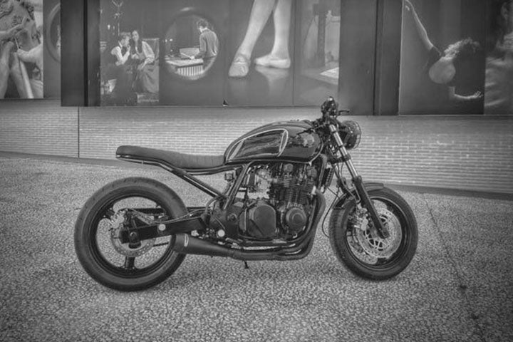 Conseils pour transformer une Kawasaki ZR7 en Brat.