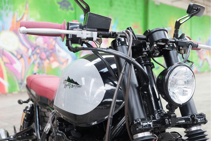 suzuki gsx inazuma scrambler café racer.