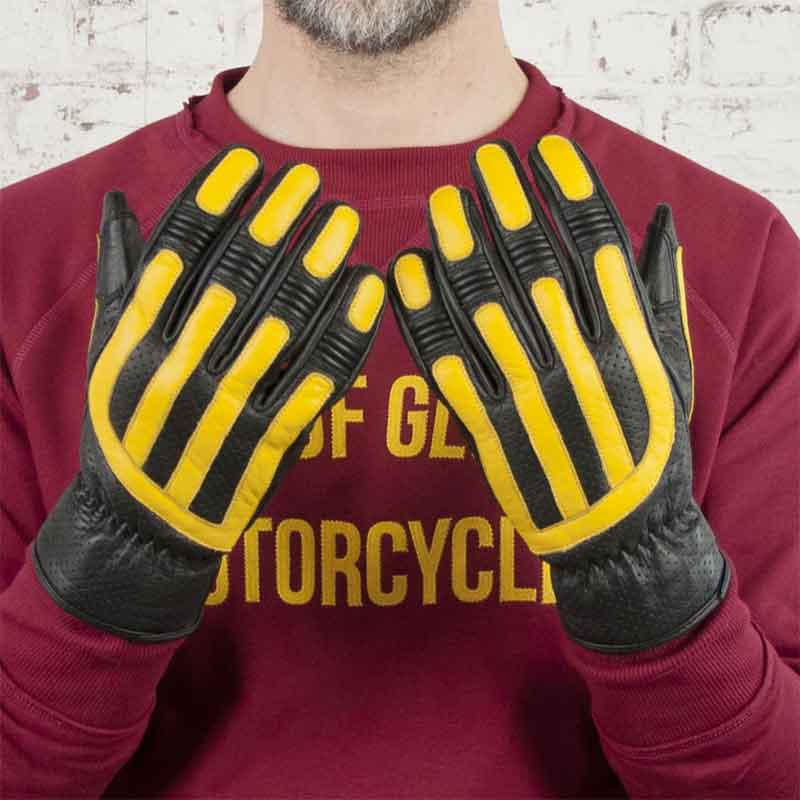 Gants moto cuir noir et jaune homologues Victory CE Age of Glory. Blackpines.fr