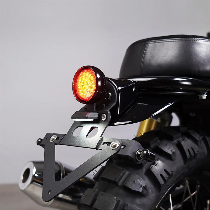 Cache cadre de feu arriere Interceptor et Continental GT Bonvent Motorbikes. Blackpines.fr