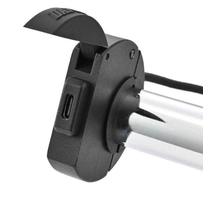 Chargeur USB type C Slim-Mount Daytona. Blackpines.fr