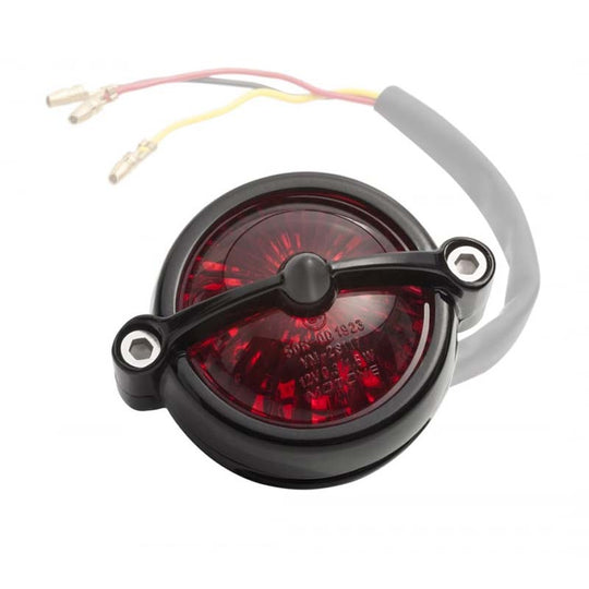 Feu Arrière SHIN YO Rond – Boîtier Noir, éclairage Plaque Inclus – 12V, 21/5W, Diamètre 55 Mm