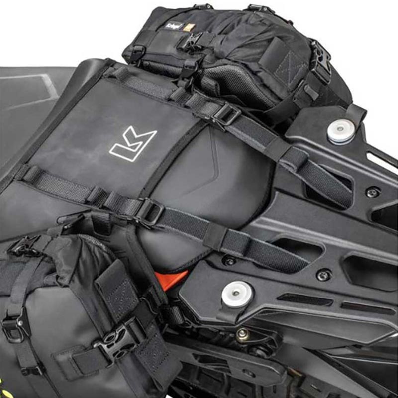 Fixation pour sacoches os base Kriega KOSBA-A sur KTM Adventure.