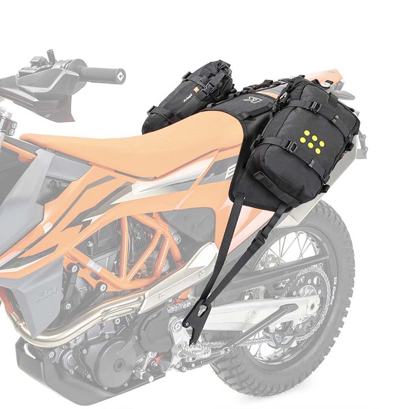 Harnais de selle OS-Base Kriega pour KTM690 Husqvarna701 et GasGas700 avec sacoches OS-6.
