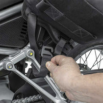 Harnais de selle Kriega OSBASE rackless pour Aprilia Tuareg 660.