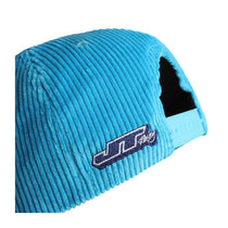 Casquette JT Racing Shred Head velours bleu turquoise.