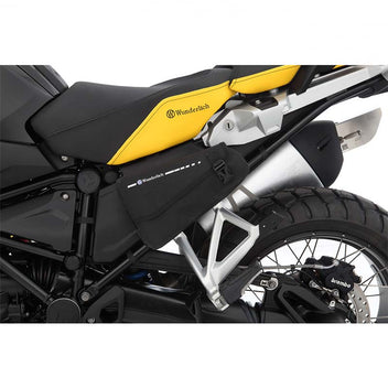 Kit carenages cadre BMW plus sacoches laterales Wunderlich. Blackpines.fr