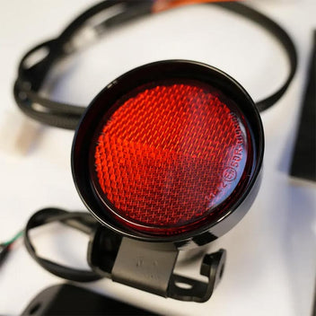 Mini-feu arrière LED Bonvent pour Royal Enfield Bear 650.