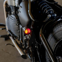 Feu arriere LED SMD ICON 3 en 1 Motone Customs. Blackpines.fr