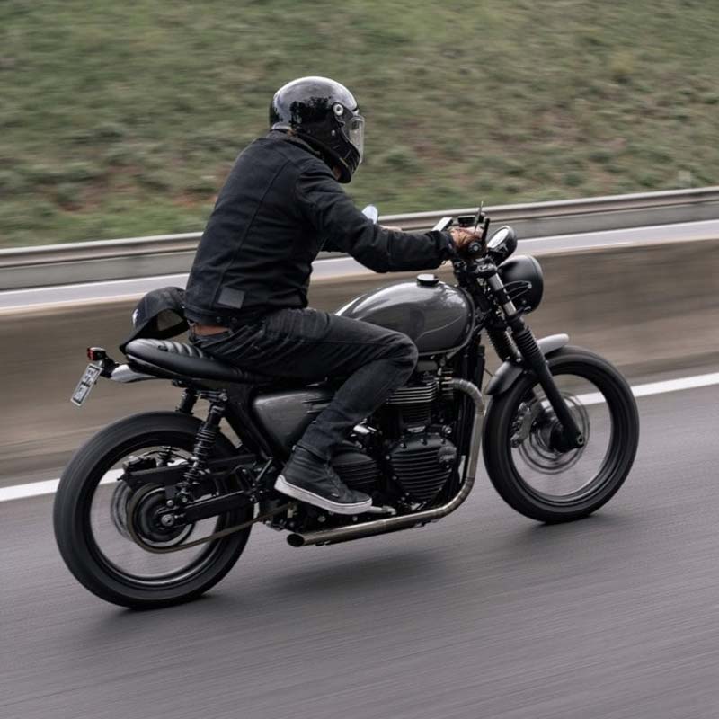 Kit Cortado Triumph feu Gort Motone Customs. Blackpines.fr