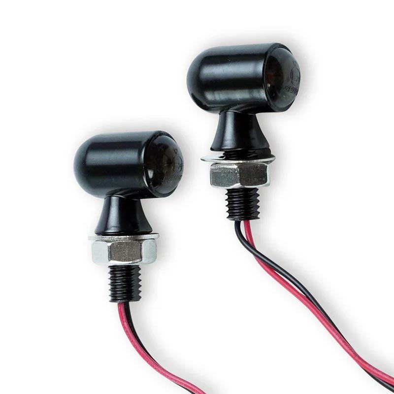 Paire de mini-clignotants LED au look retro marque Bonvent Motorbikes.