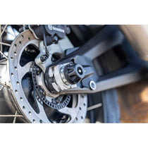 Protection essieu arriere pour Ducati DesertX et Multistrada V4 Wunderlich Doubleshock. Blackpines.fr