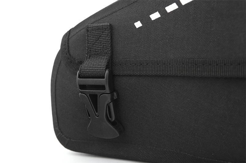 Sacoches laterales moto DRYBAG Wunderlich pour BMW GS. Blackpines.fr