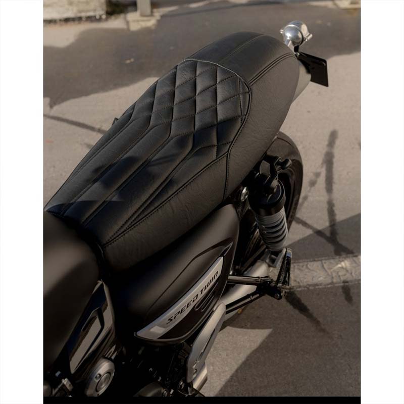 Selle Motone Customs speed cafe diamondblack pour Speed Twin 1200. Blackpines.fr