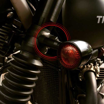 Supports clignotants pour Triumph LC Filetage 10mm Motone Customs. Blackpines.fr