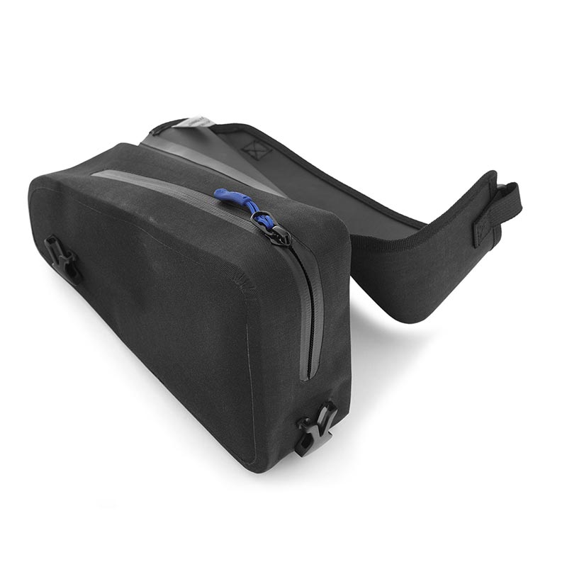 Kit carenages de cadre plus sacoches laterales Wunderlich pour BMW GS. Blackpines.fr
