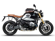 Fixation laterale pour sacoches SHAD sur BMW R nineT. Blackpines.fr