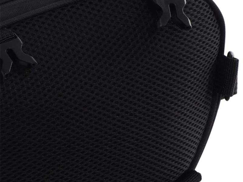 Grande sacoche de jambe Shad SL05. Blackpines.fr