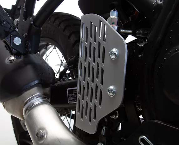 Protection pour maitre cylindre Royal Enfield Himalayan 400. Blackpines.fr