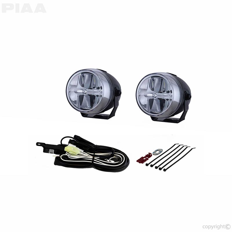Kit phares additionnels antibrouillard blancs LP270 LED PIAA DK277X. Blackpines.fr