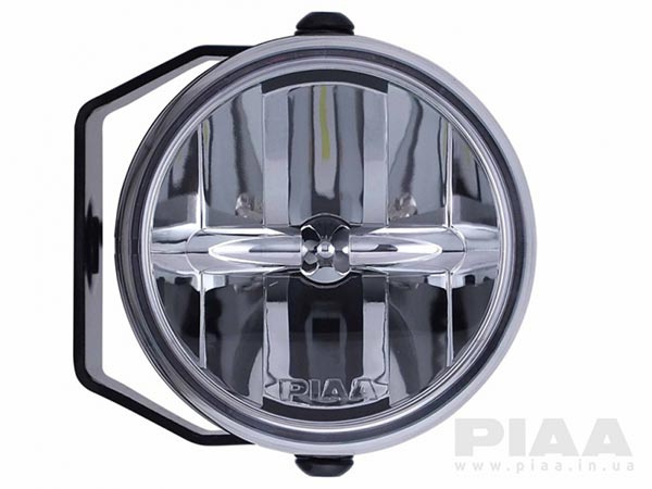 Kit phares additionnels antibrouillard blancs LP270 LED PIAA DK277X. Blackpines.fr