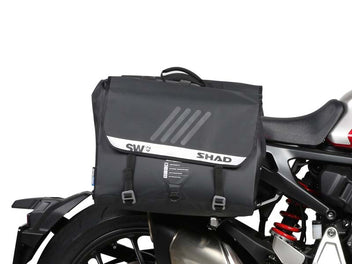 Paire de sacoches cavalieres moto Shad SW42. Blackpines.fr