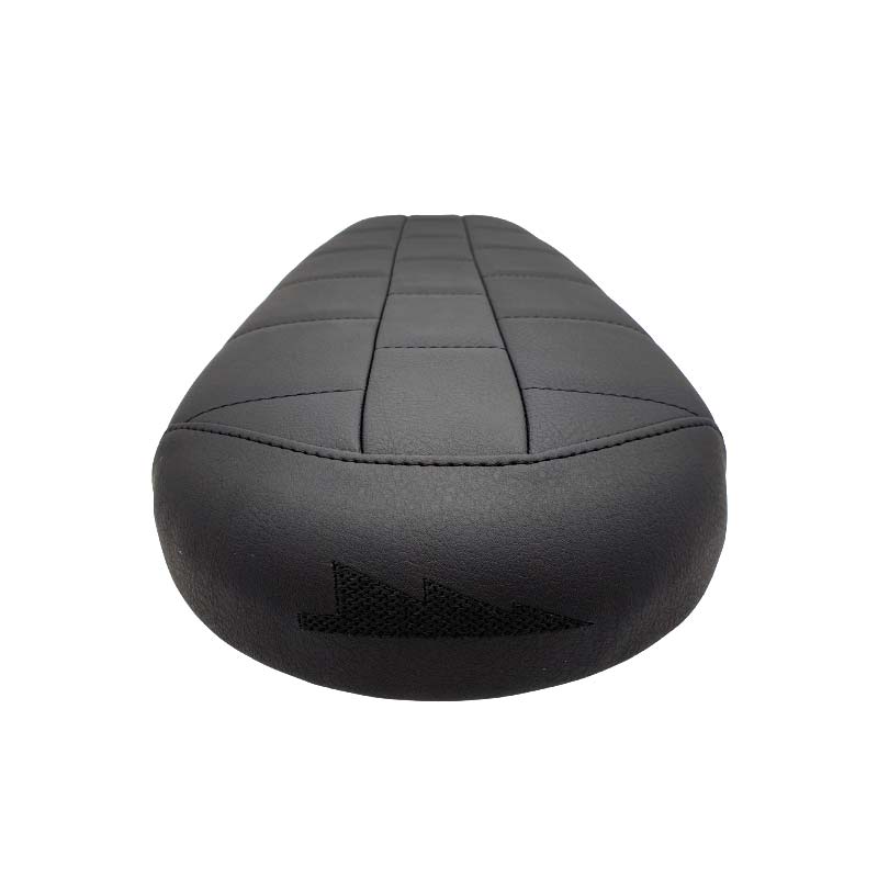 Selle BPCR noire plug & play pour Royal Enfield Interceptor et Continental GT. Blackpines.fr 