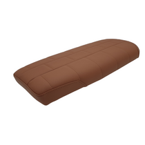Selle Scrambler Camel. Universelle et de qualite sur mesure. Fabriquee en France. blackpines.fr