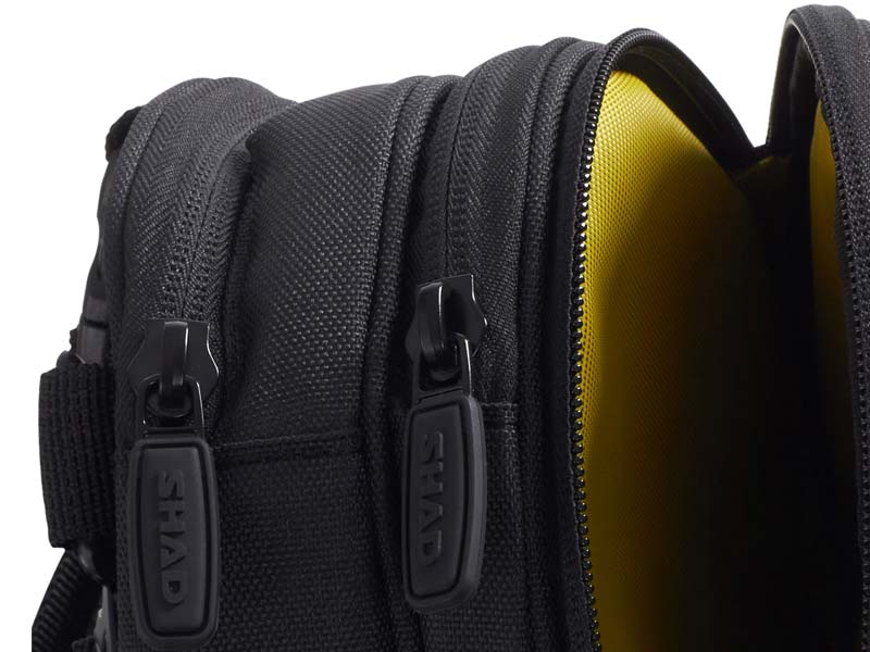 Grande sacoche de jambe Shad SL05. Blackpines.fr