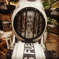 Grille phare avant Extreme Ex Motorcycle pour BMW R NineT. Blackpines.fr