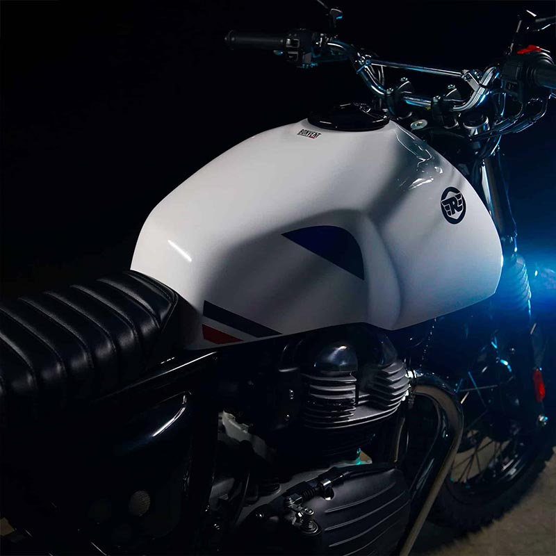 Cache reservoir moto rallye blanc pour Interceptor. Blackpines.fr
