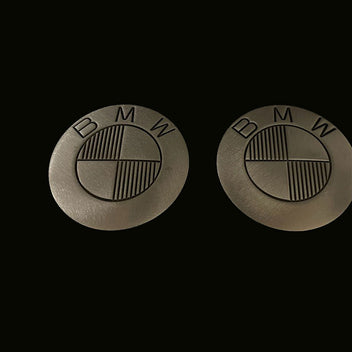 Embleme reservoir moto BMW brushed black stripes Ex-Motorcycle. Blackpines.fr