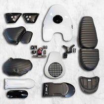 Kit blanc scrambler vintage rallye Bonvent Motorbikes pour Interceptor. Blackpines.fr
