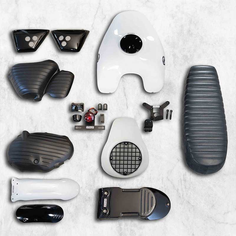 Kit blanc scrambler vintage rallye Bonvent Motorbikes pour Interceptor. Blackpines.fr