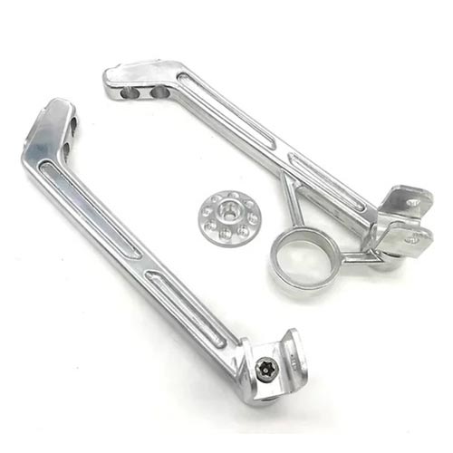 Kit de supports alu de repose-pieds passager pour BMW R nineT. Blackpines.fr