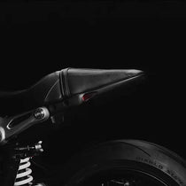 Boucle arriere usinee Le Motographe pour BMW R nineT. Blackpines.fr