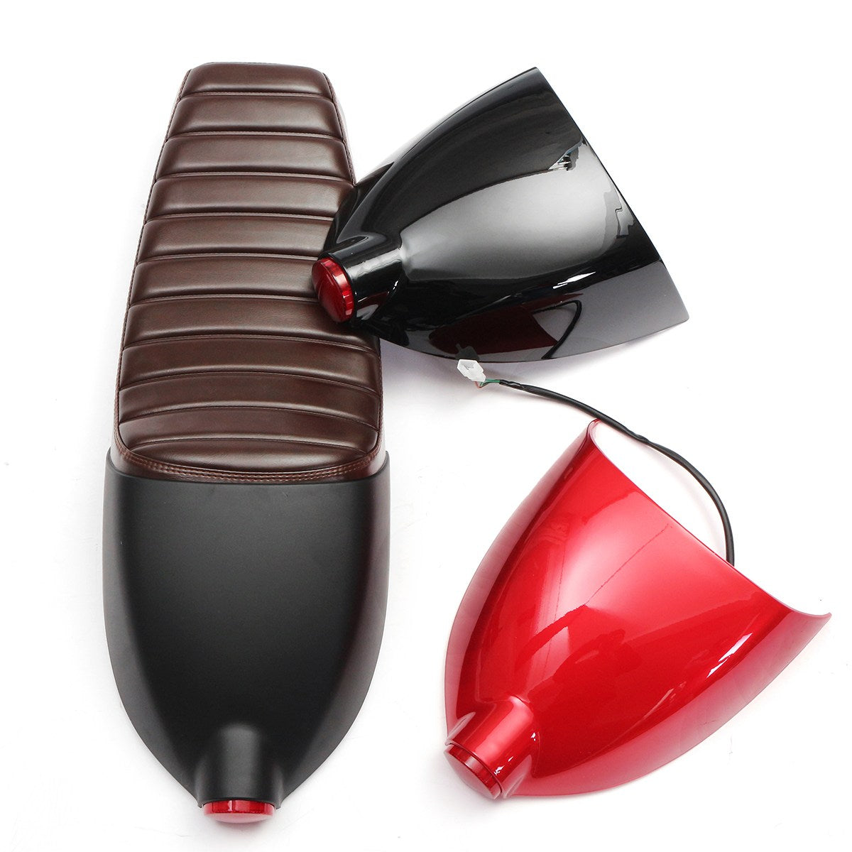 Kit selle + coque CAFE RACER avec feu à LED-blackpines.fr