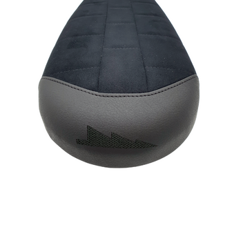 Selle moto Scrambler Universelle by BPCR - Alcantara Noir  blackpines.fr  blackpines.fr