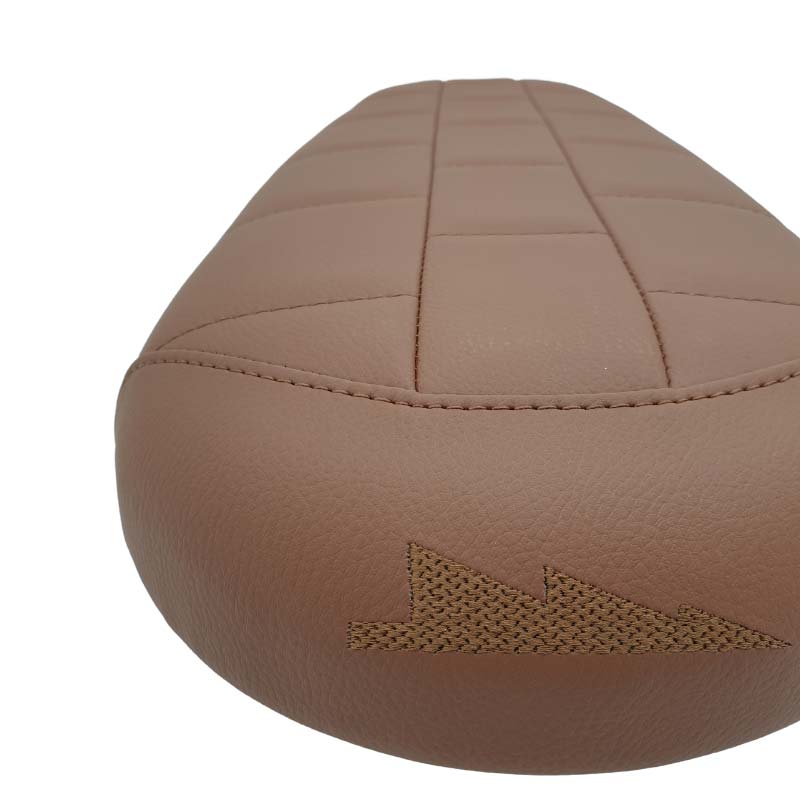 Selle BPCR Camel plug & play pour Royal Enfield Interceptor et Continental GT. Blackpines.fr 